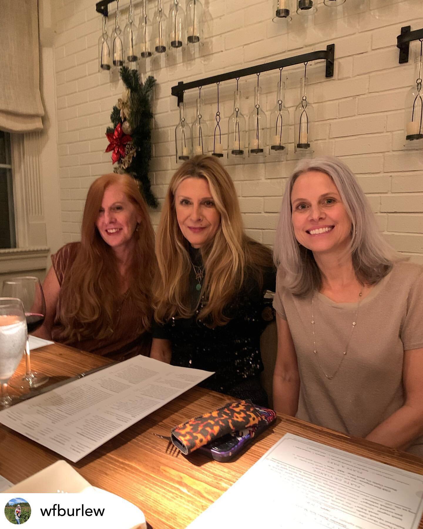 Happiness is a girls night out! #gno #friendshipgoals ❤️🥳🥂Posted @withregram &bull; @wfburlew Girls night out.💃🏼Amazing dinner with amazing ladies.❤️ #delicious #blessedandgrateful❤️