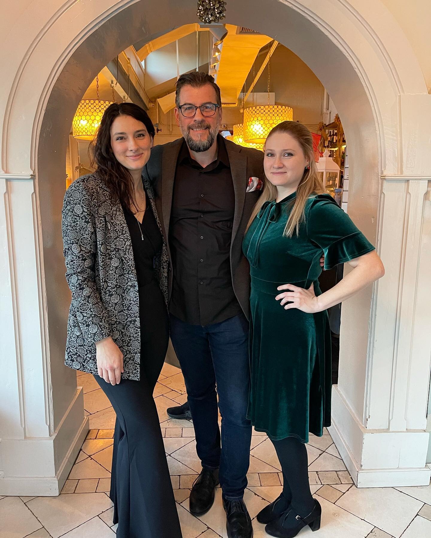 Merry Christmas to all, and to all a good night...🎅🎄🎁 #hope #peace #love #merrychristmas #restaurantfamily