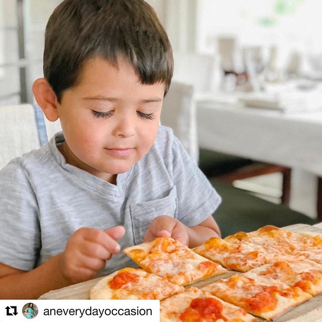 #Repost @aneverydayoccasion with @get_repost
・・・
Thank goodness for Friday's, pizza 🍕 and wine🍷 Although, I was like... Is the pizza gluten-free?🤦&zwj;♀️ 🤷&zwj;♀️⠀#cauliflowerpizzacrust 👈🏼 request 🥰 #nexttime #beautifulboy #flatbreadfriday #winenight ⠀